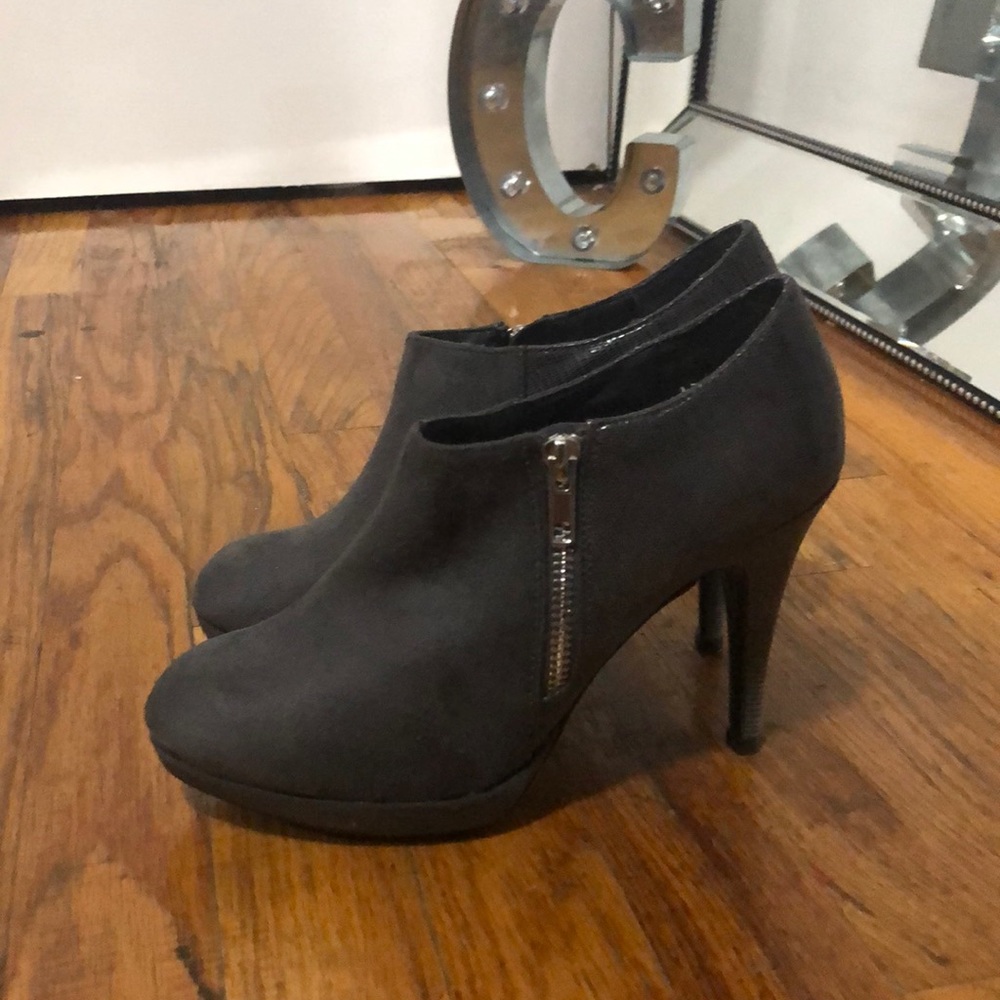 Booties - Picture 4 of 6